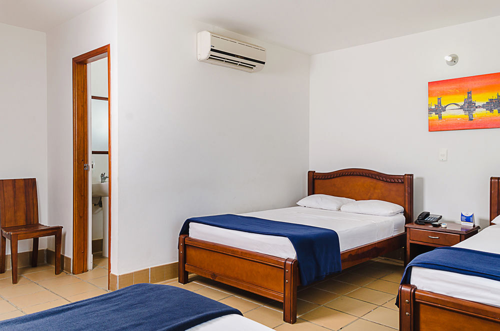 Sanha Hotel 3*