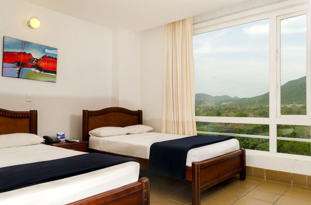 Sanha Hotel 3*