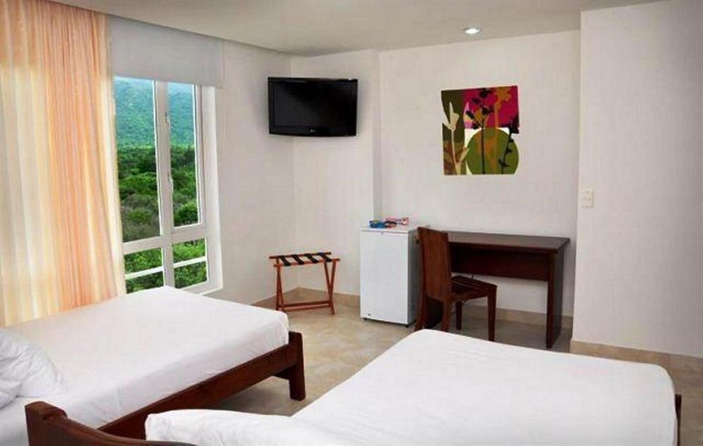 Hotel Sanha 3*